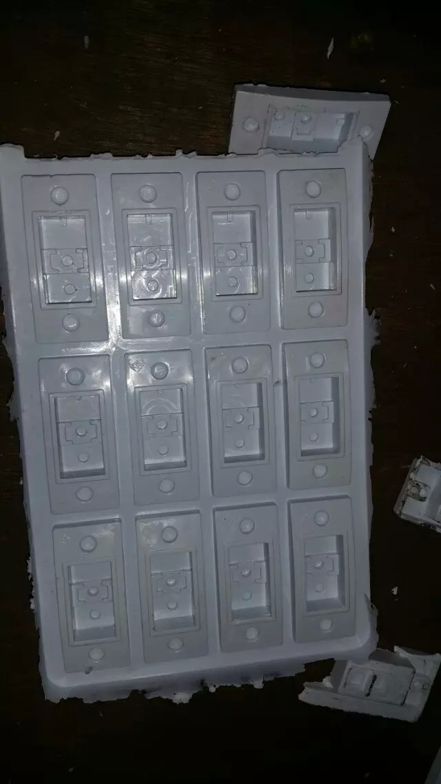 Urea Socket Mold